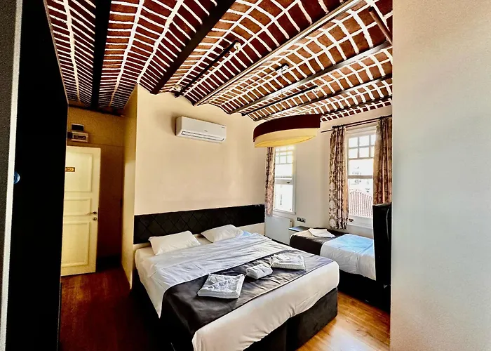 Hotel Taksim Palace Istanbul