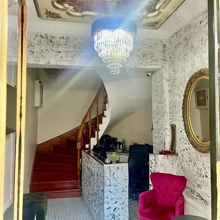 Otel Taksim Palace *